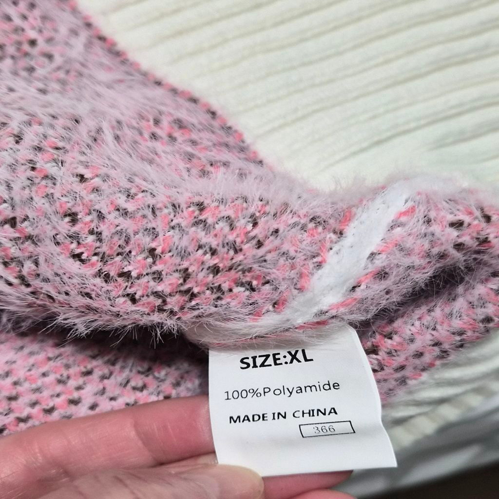 Pink and White Leopard Print Heart Pattern Women's Sweater Size X Large NWOT - Picture 9 of 11